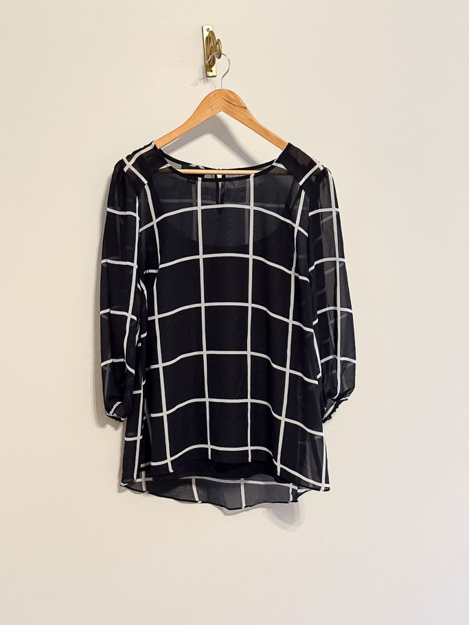 BLACK AND WHITE GRID BLOUSE